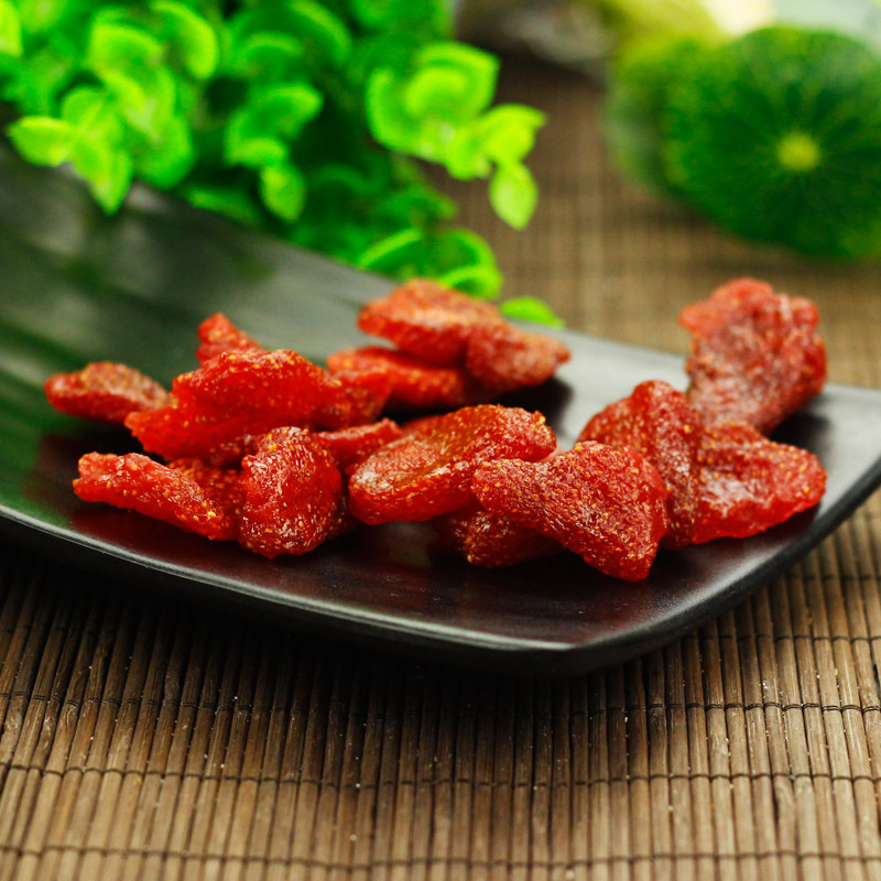 新货蜜饯果脯草莓干200克独立包装 特价