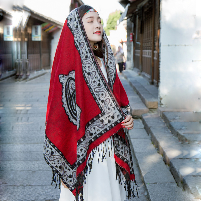 秋冬加厚保暖汉服开叉藏式民族风围巾尼泊尔西藏青海旅游超大披肩